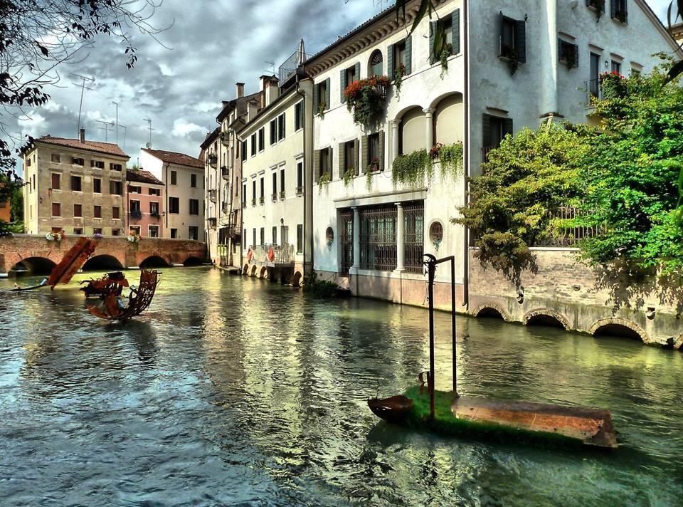 Holiday Treviso Suite Lombardi Exterior photo